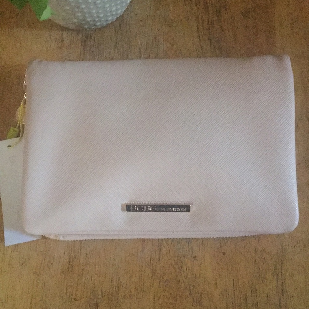 BCBGeneration light pink clutch - Picture 3 of 8